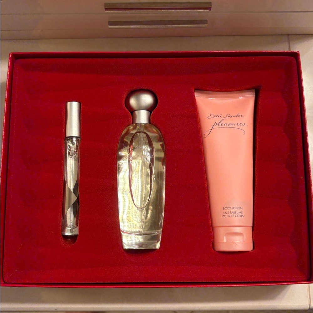 NEW Estee Lauder Pleasures Perfume/Lotion Set with Red and Gold Design